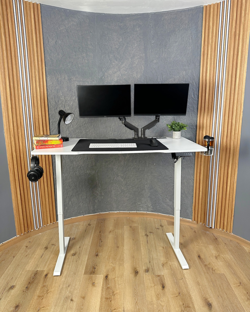 Escritorio Premium Ajustable En Altura Eléctrico Con Multitoma.