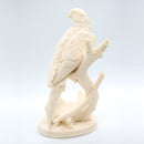 Figura De Loro En Palo Echa En Piedra