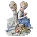 Pareja De Niños En Porcelana Fina